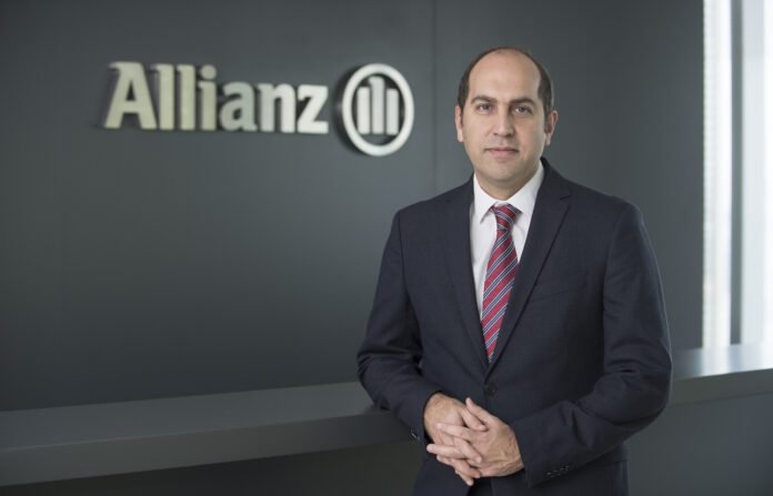 1759730610_Fahri_Kaan_Toker_Allianz_T__rkiye_Operasyonlar_Genel_M__d__r_Yard__mc__s__